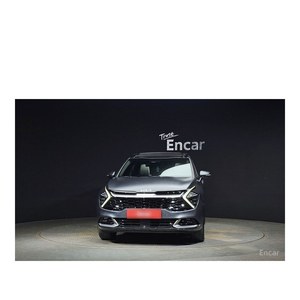 Kia Sportage 1.6 Turbo Essence 2WD 2022 avec caméra de recul, sièges en cuir, conduite à gauche - 68 275 km - Product Image 3