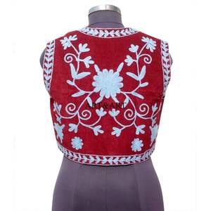 Chaleco sin mangas hecho a mano, ecológico, de algodón cotrize, para mujer, informal, para todas las estaciones, con bordado floral tradicional. - Product Image 3