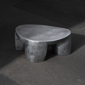 Mesa de Centro Moderna de Aluminio con Forma Orgánica, Diseño Metálico de Lujo, Duradera y Fácil de Limpiar, Mueble Contemporáneo para el Hogar - Product Image 6