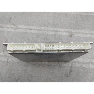 ECU และโมดูลคอมพิวเตอร์มือสองสำหรับรถยนต์ E-class รุ่น 0315450732Q02 - Product Image 3