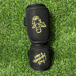 Protector de Codo de Malla Negra con Estampado Amarillo de Dibujos Animados y Texto 'Have A Wonderful Day', Equipo de Protección Deportiva para Adultos - Product Image 1