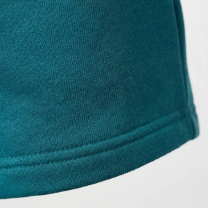 Ensemble short et sweat à capuche en polaire teal pour femme avec logo flamme – Tenue décontractée toutes saisons - Product Image 6