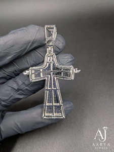 Pendentif Croix de Jésus Iced Out en Moissanite VVS, Breloque en Argent 925 Plaqué Rhodium, Bijou de Foi, Design Personnalisé - Product Image 3