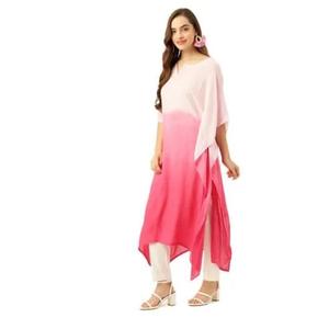 Eleva tu guardarropa con esta elegante y sin esfuerzo caftán maxi estilo kurta en degradado blanco y rosa, ODM, 100% algodón, para otoño. - Product Image 2