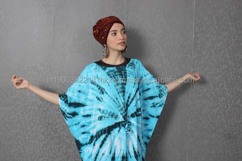 มีสีเขียวขุ่น