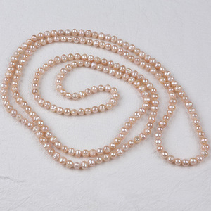 Collier de perles d'eau douce naturelles de 7-8 mm, perles simples et tendance pour femmes, 160 cm de long, vente en gros de Zhuji - Product Image 3