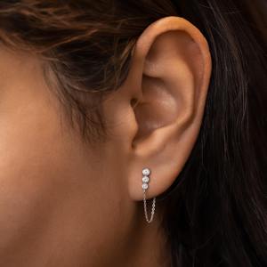 Pendiente de aro tipo huggie con un solo diamante cultivado en laboratorio en oro de 14K, con bisel minimalista, para mujer, joyería elegante para fiesta cristiana - Product Image 6