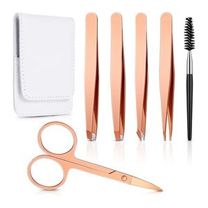 Juego de Pinzas Profesionales para Cejas con Punta Fina y Cepillo, Chapadas en Oro, Herramientas Duraderas de Lujo para Depilación Facial - Product Image 5
