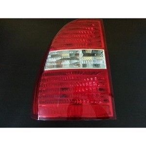 Feu arrière gauche d'occasion pour Sportage 1994-2008, référence OEM 924011F001 - Product Image 1