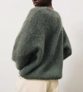 เสื้อสเวตเตอร์ไหมพรมขนฟูทรงหลวมสไตล์ลำลองสำหรับฤดูหนาว คอกลม สำหรับผู้หญิง - Product Image 6