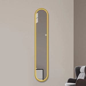 Miroir de maquillage LED arqué pleine longueur Daystar Trade à double design avec rétroéclairage ambiant et interrupteur tactile, moderne et luxueux, pour mur ou bar Mitzvah - Product Image 2