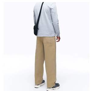 Jeans de Mezclilla Lavada para Hombre, Corte Recto y Holgado, OEM ODM – Pantalones Casuales Vintage de Estilo Urbano, Venta al Por Mayor Personalizada - Product Image 3