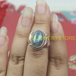 Natural Labradorite <b>Silver</b> <b>Ring</b> Handmade Oval Cabochon Stone Vintage Boho <b>Statement</b> <b>Ring</b> Healing Crystal Jewelry Gift for Women - Product Image 2