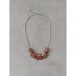 Collier en bois éco-responsable au design durable pour femmes, élégants accessoires de bijoux - Product Image 6