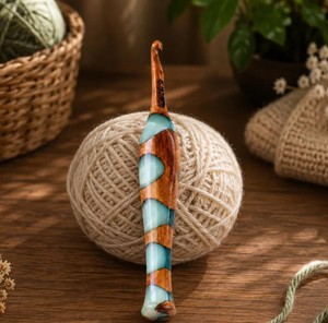 เข็มโครเชต์เรซิ่นอีพ็อกซี่ทำมือ  งานฝีมือไม้  ผิวเรียบลื่น จับถนัดมือ - Product Image 5