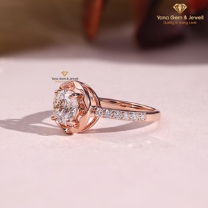 Bague de fiançailles personnalisée pour femme, coupe ronde, diamant CVD cultivé en laboratoire de 1,00 carat, or massif 14 carats, couleur D, clarté VVS2, certifié IGI - Product Image 2