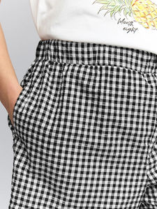 Ensemble t-shirt et short personnalisé avec logo, style streetwear décontracté pour femmes, vente en gros, fabriqué au Pakistan - Product Image 5