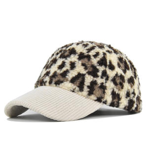 Casquette de baseball unisexe en fausse fourrure léopard, hiver, chaude, pelucheuse, imprimé animal, réglable, 100% polyester - Product Image 2