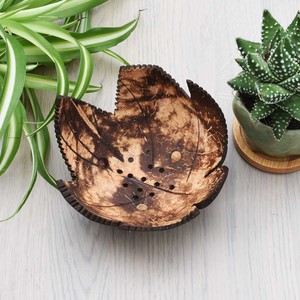 Jabonera de madera de cáscara de coco de Nueva colección creativa hecha a mano en forma de hoja, soporte de Coco, bandeja para jabones - Product Image 2