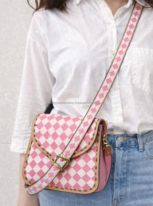 Bolsos de Mensajero para Mujer, Diseño a Cuadros Estilo Bohemio Occidental 2026, Cuero Premium Hecho a Mano, Color Rosa y Blanco - Product Image 5