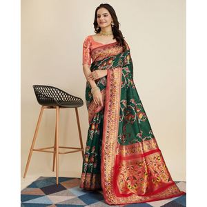 DESIGNER KANJIVARAM SOIE JACQUARD TRAVAIL SAREE AVEC BLOUSE NON COUCHÉE VERT - Product Image 1