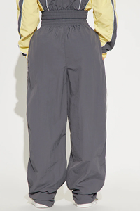 Nouvelle arrivée : veste coupe-vent imperméable personnalisée pour femme, avec surpiqûres contrastées, pantalon coupe-vent, ensemble en nylon pour femme - Product Image 2