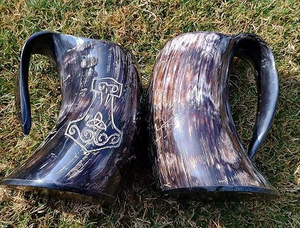 Mug à bière en corne de buffle de qualité supérieure, moderne et écologique, idéal pour les festivals - Product Image 1