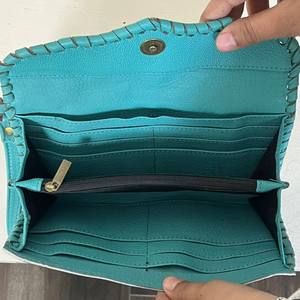 Pochette à main en cuir de vachette à poils style occidental pour femmes, portefeuille long multi-compartiments de créateur, porte-téléphone pour femmes avec protection RFID - Product Image 6