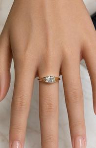 Precioso Anillo de Diamante Ovalado de 1.01CT Cultivado en Laboratorio con Diseño de Tallo Dividido para Mujer, Oro Sólido de 14K, Regalo Sorpresa de Boda, Joyería para Ella - Product Image 4
