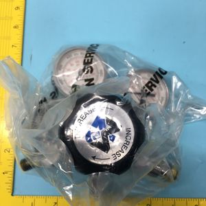 Régulateur de gaz comprimé MATHESON 3183-580 - Équipement et pièces semi-conductrices de renommée mondiale à confiance mondiale - Product Image 2