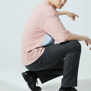 Camiseta Premium para Hombre, Corte Cuadrado, Tejido Grueso y Estructurado, Hombros Caídos, Estilo Urbano Moderno, Calidad Superior - Product Image 6