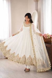 Conjunto de Vestido Anarkali de Seda Roja Bordada para Mujer, con Dupatta de Tela, Traje Tradicional para Bodas, Absorbe la Humedad - Product Image 2