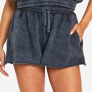 Shorts de Mujer de Alta Calidad con Lavado Ácido, Transpirables, Nueva Colección de Verano, Varios Colores Sólidos, Diseño de Cintura Alta - Product Image 1