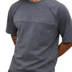 T-shirt décontracté pour homme en coton lavé style vintage avec empiècements raglan et broderie sur la poitrine – Production OEM - Product Image 3