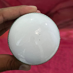 Pelota de Críquet de Cuero Suave, Elección de los Jugadores Profesionales, en Varios Colores, Pelotas Duras en Venta, Hechas en Pakistán - Product Image 2