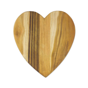 Planche à découper en bois en forme de cœur avec surface polie lisse, finition grain naturel, construction durable, idéale pour couper les fruits - Product Image 5