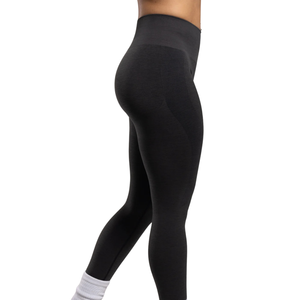 Leggings de compression tricotés sans couture taille haute décontractés pour femmes noires, idéaux pour la gym, le fitness, le yoga et la course à pied (extensibilité quadridirectionnelle) - Product Image 2