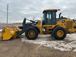 รถตักล้อยาง 2024 524P 4WD รุ่น Z180388 พร้อมส่งออกระดับพรีเมียม - Product Image 5
