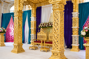 Mandap Dorado para Bodas Indias Jodha Akber, Mandap Moderno Portátil de Fibra de Vidrio para Eventos en Sídney - Product Image 2