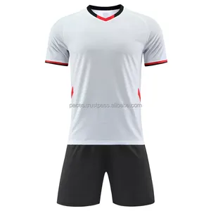 Conjunto de Camiseta de Fútbol Retro Unisex Personalizada de Secado Rápido, Transpirable, Tallas Grandes, Nueva Temporada, Uniforme de Fútbol, Kits de Sublimación 100% - Product Image 3