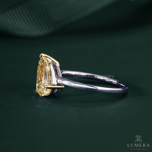 Bague de fiançailles personnalisée ovale et poire Toi et Moi avec diamant de laboratoire, diamant poire jaune fantaisie, or blanc 14K 18K, bijoux fins - Product Image 2