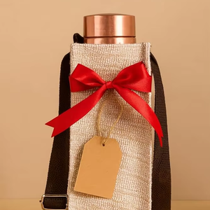 ขวดน้ำทองแดงขัดเงาคุณภาพสูง เหมาะสำหรับดีท็อกซ์ บำรุงร่างกายด้วยน้ำ สมานสุขภาพแบบอายุรเวท และมอบประสบการณ์การดื่มที่หรูหราในชีวิตประจำวัน - Product Image 1