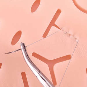 ชุดอุปกรณ์ผ่าตัดสำหรับนักเรียน 4 ชิ้น พร้อมที่จับเข็ม คีม แหนบ ที่ขูดหินปูน กรรไกร ชุดอุปกรณ์ผ่าตัดสำหรับทำเล็บ แผ่นเย็บแผล โดย Dentavex - Product Image 3