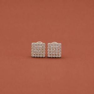 ต่างหูเพชรโมอิสซาไนต์ทรงกลม ดีไซน์วงแหวนคลาสสิก - Product Image 1