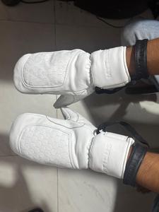 ถุงมือสกีหนังแบบเต็มนิ้ว บุฉนวนกันความร้อน กันน้ำ ปิดด้วยแถบตีนตุ๊กแก ดีไซน์สำหรับทุกเพศ เหมาะสำหรับเล่นสโนว์บอร์ด กิจกรรมกลางแจ้งในฤดูหนาว - Product Image 4