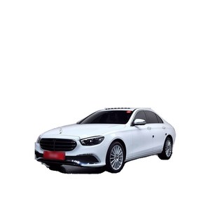 Mercedes-Benz Clase E E250 Exclusive 2023, 27.479 km, Emisión Euro V, Caja de Cambios Automática, Asientos de Cuero, Volante a la Izquierda, Cámara Trasera - Product Image 1