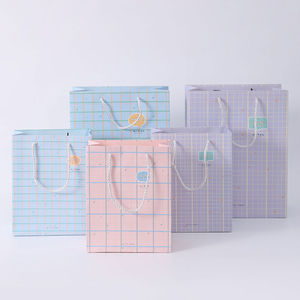 Bolsa de Regalo Multifuncional a Rayas y Cuadros del Proveedor Mayorista SY, Embalaje Ecológico de Papel Kraft para Supermercado, Laminado - Product Image 5
