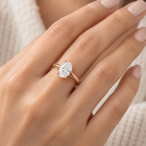 Bague solitaire ovale 1,5 carat en or jaune 14K classique, diamant de laboratoire certifié IGI couleur E, pour fiançailles et mariage - Product Image 3