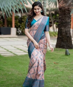 Sari tradicional indio de seda con estampado floral y borde azul para bodas, largo hasta el suelo, corte regular para mujer. - Product Image 1