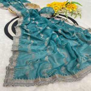 Sari en soie croquante de qualité supérieure VASTRA COTTAGE avec bordure brodée élégante, style Bollywood, pour soirée - Product Image 2